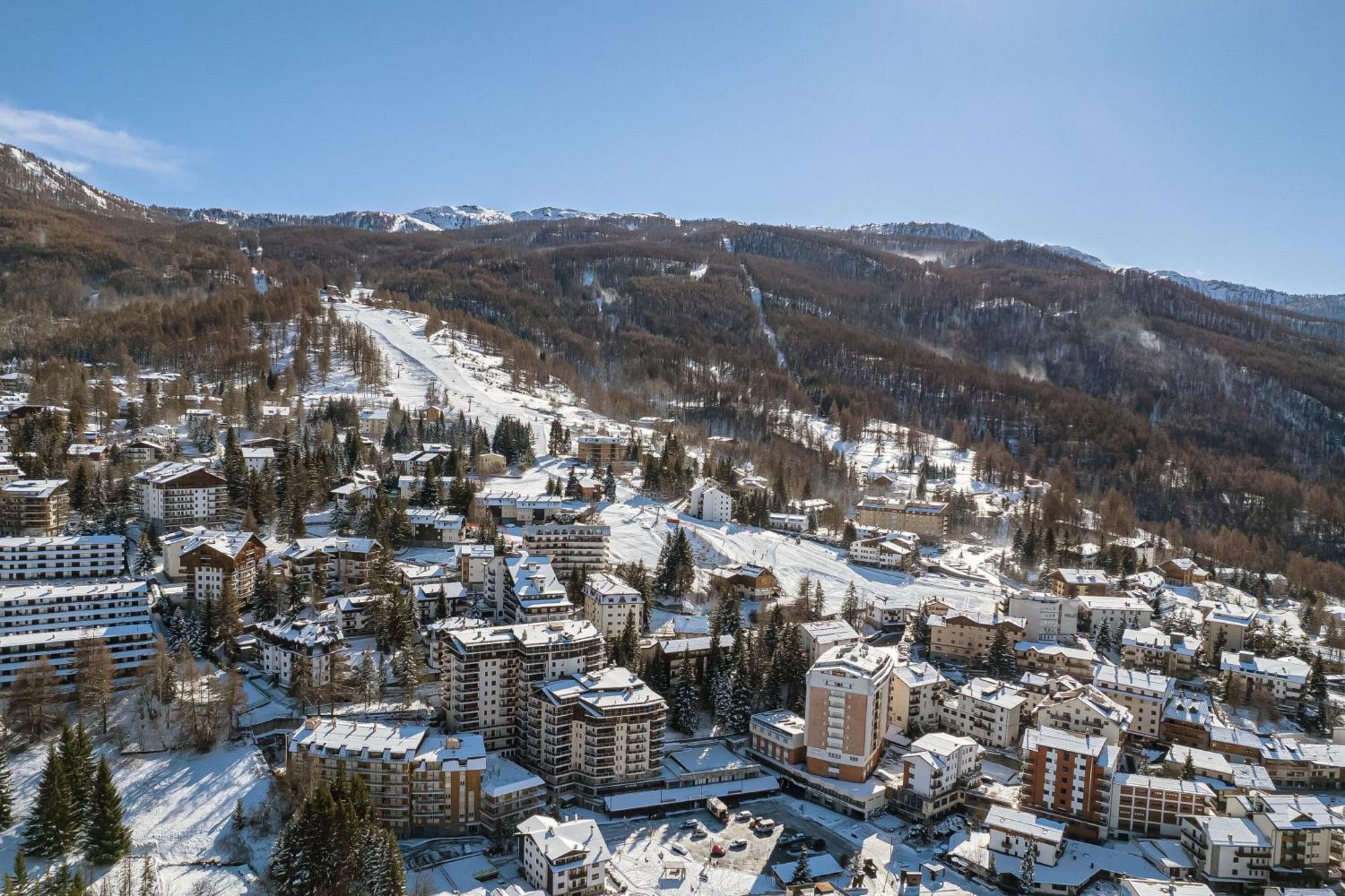 Studio Clotes Ski In - Ski Out - Happy Rentals Oulx Exteriör bild